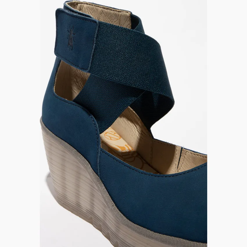 Fly London Women's YEFI473FLY Leather Strap Sandals Blue