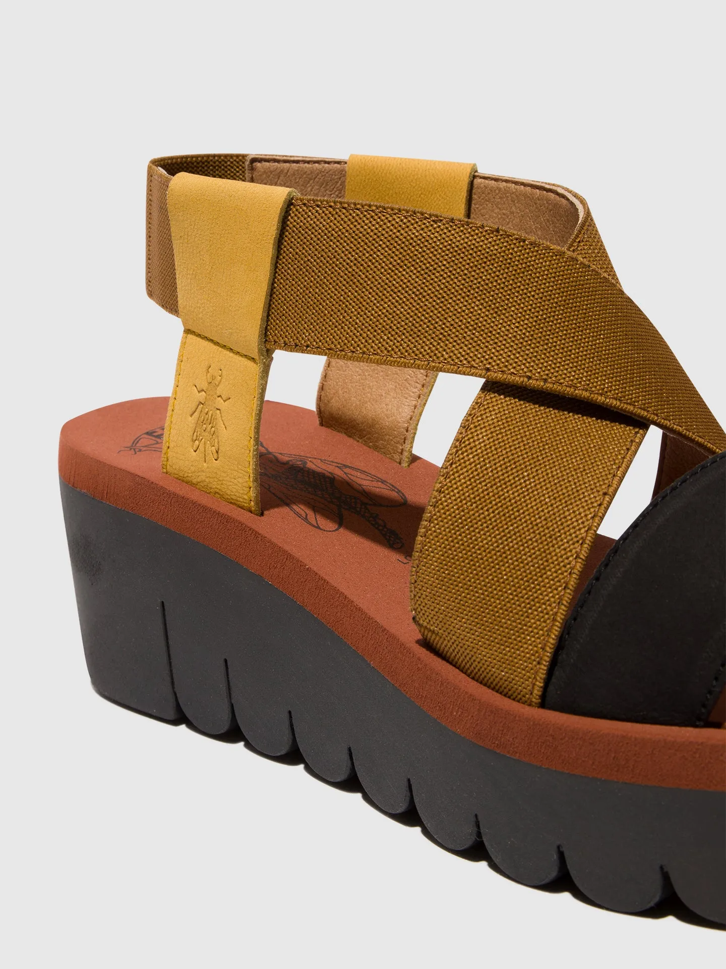 Sling-Back Sandals YABI922FLY BUMBLEBEE/CAMEL/BLACK