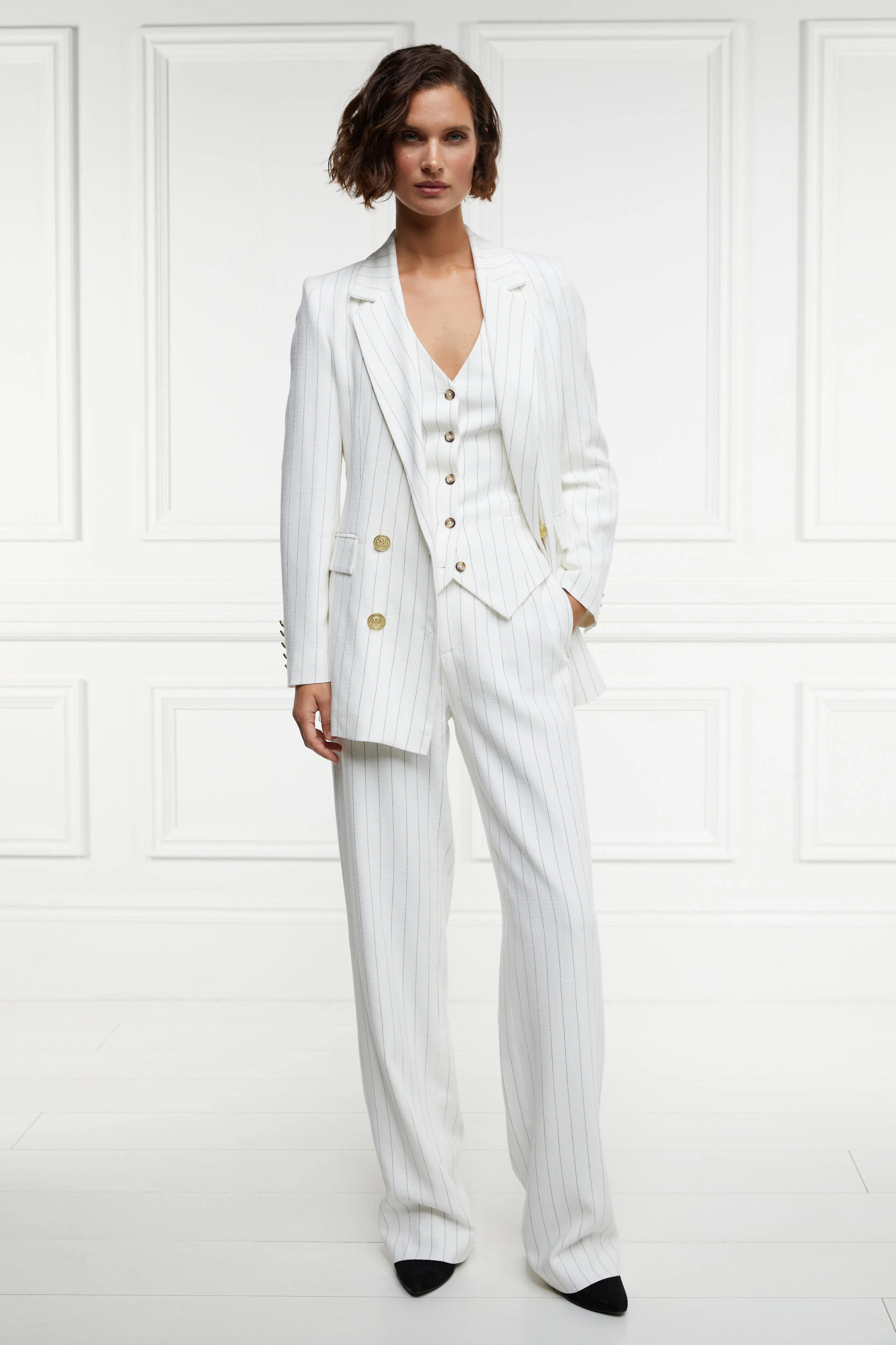 The Oyster Linen Pinstripe Suit