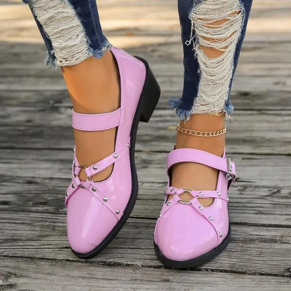Women's Retro Rivet Buckle Thick Heel Pointed Toe Shoes 75679410S